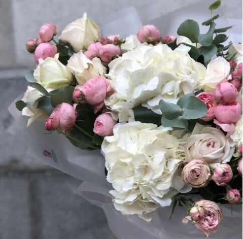 Букет Невагомість 3 доставка квітів