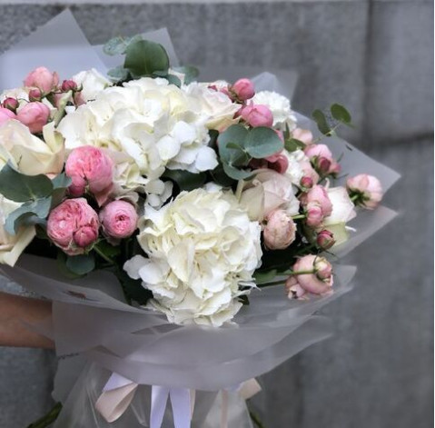 Букет Невагомість 2 доставка квітів