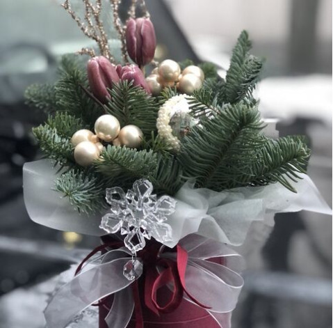 Новорічна композиція Бордо 2 доставка квітів