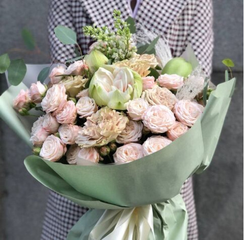 Букет Миттєвість вічності 2 доставка квітів