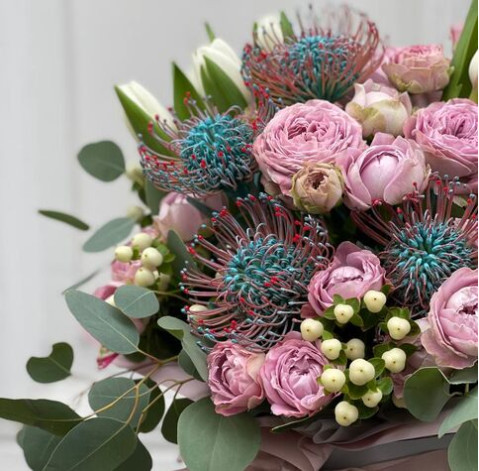 Квіткова композиція Неземна краса 3 доставка квітів