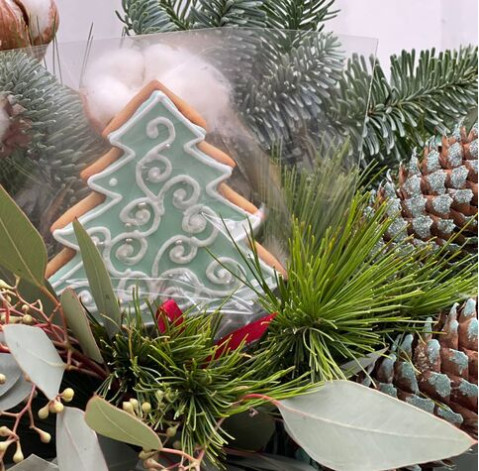 Новорічний букет Ялинка 2 доставка квітів