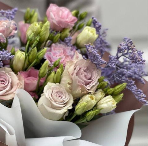 Букет Відтінки лілового 3 доставка квітів