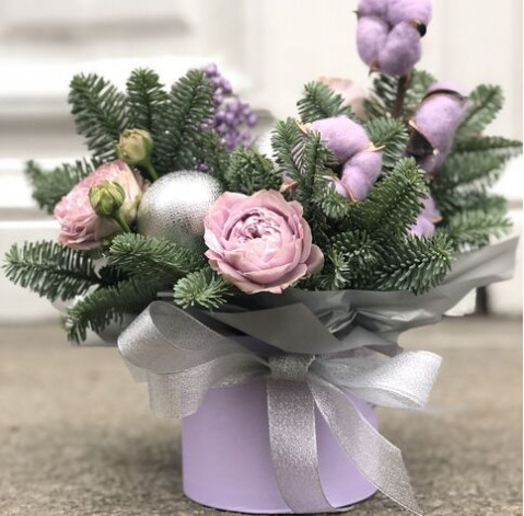 New Year's composition Purple 1 Flower delivery