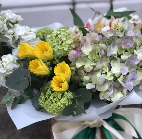 Квіткова композиція Мохіто 6 доставка квітів