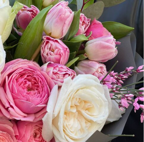 Букет Крила натхнення 4 доставка квітів