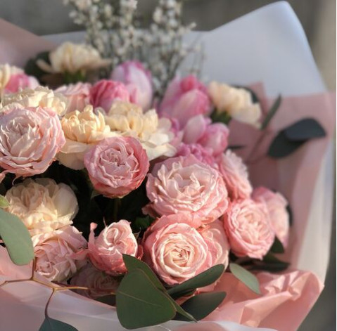 Букет Вальс лепестков 4 доставка цветов