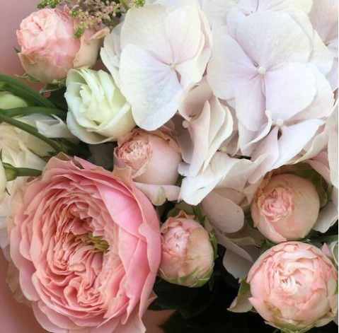 Букет Велич любові 2 доставка квітів