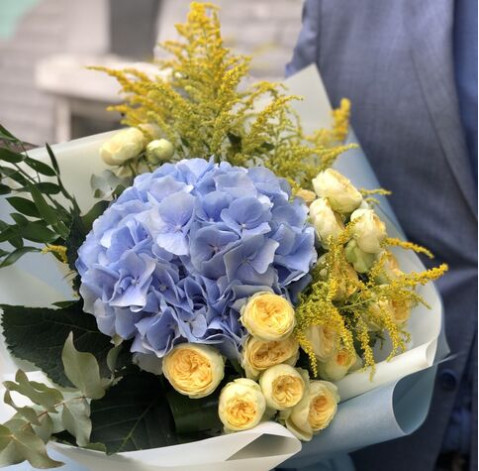 Букет Рідні кольори 2 доставка квітів