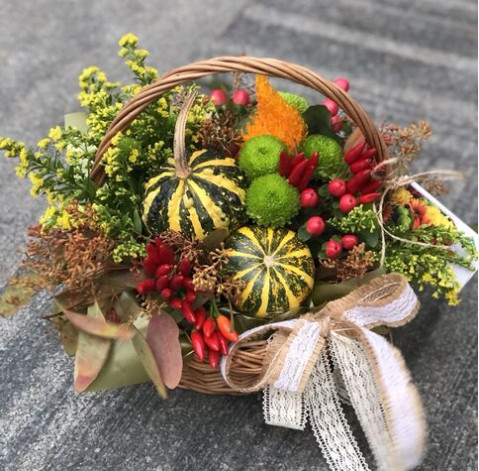 Autumn Waterfall 2 Flower delivery