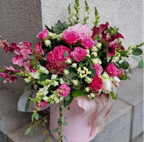 Квіткова композиція Бал квітів 4 доставка квітів