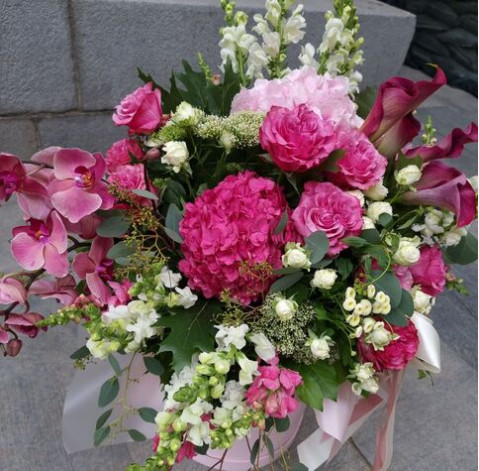 Квіткова композиція Бал квітів 3 доставка квітів