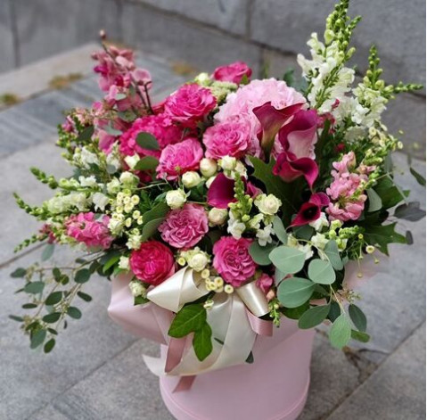 Квіткова композиція Бал квітів 2 доставка квітів