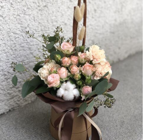 Квіткова композиція Кавова бавовна 3 доставка квітів