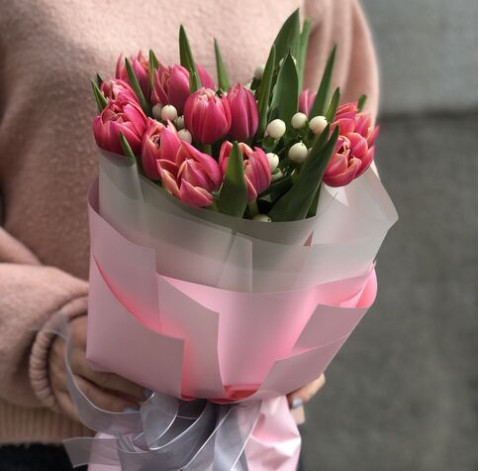 Букет 15 тюльпанов Коламбус 2 доставка цветов