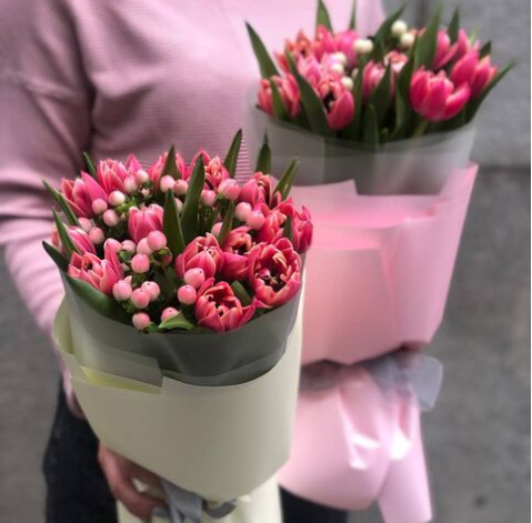 Букет 13 тюльпанов Коламбус 3 доставка цветов