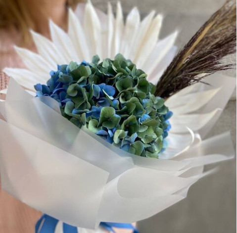 Букет із гортензії 2 доставка квітів