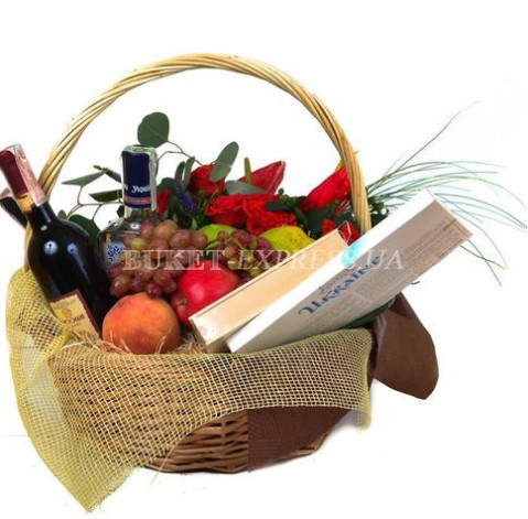 Подарунковий кошик Чоловічий 4 доставка квітів