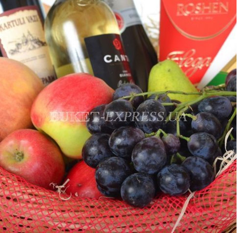 Congratulations basket 3 Flower delivery