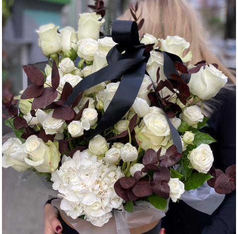 Funeral composition White silence 2 Flower delivery
