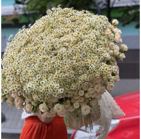 Букет Позаземна хмаринка 3 доставка квітів