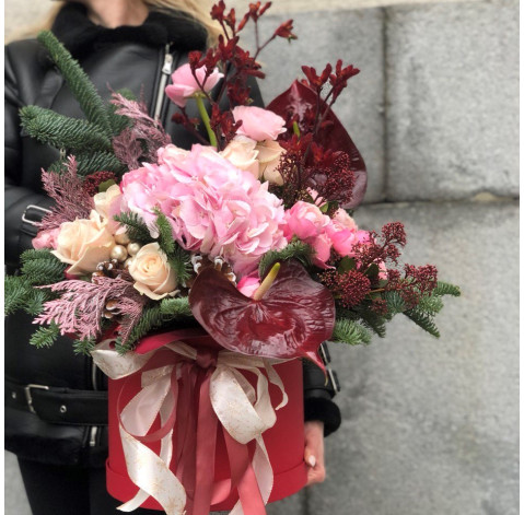 Композиція Новорічний пунш 2 доставка квітів