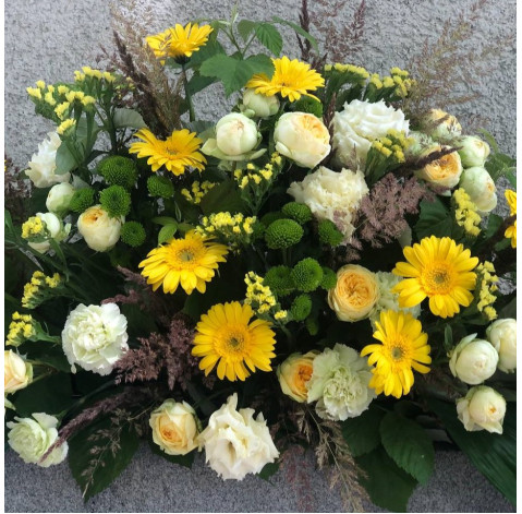 Композиція до траурної церемонії зі злаками 2 доставка квітів