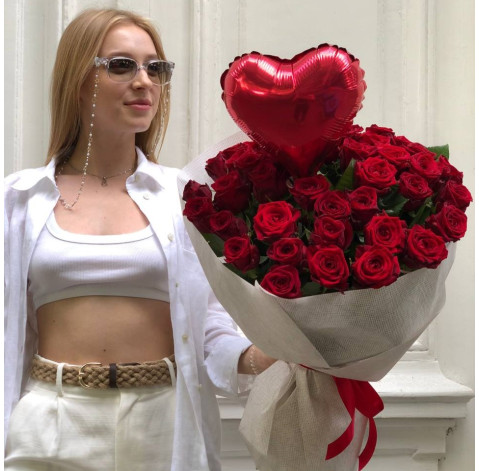 Bouquet 51 roses with heart 2 Flower delivery