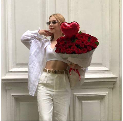 Bouquet 51 roses with heart 3 Flower delivery