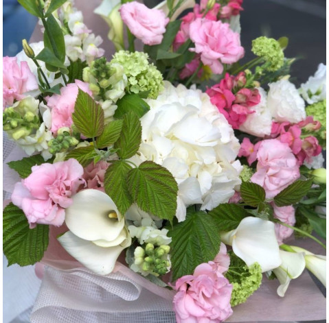 Букет Розвиток 3 доставка квітів