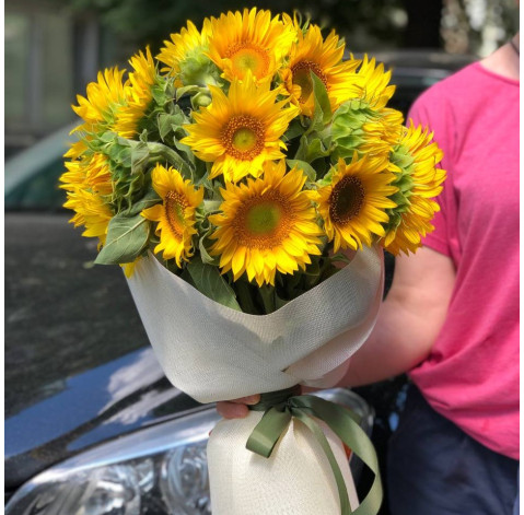 Букет 21 соняшник (місцевий) 2 доставка квітів