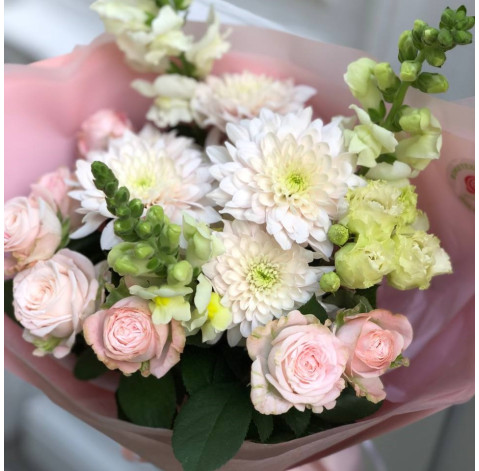 Bouquet Lightness of the wind 4 Flower delivery