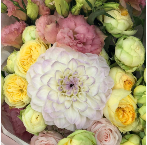 Букет Ніжність світанку 4 доставка квітів