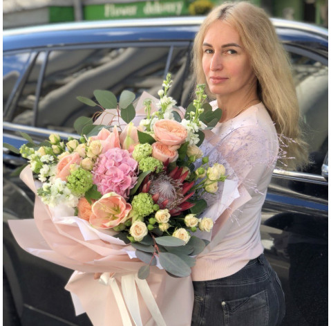 Bouquet Royal Peaches 1 Flower delivery