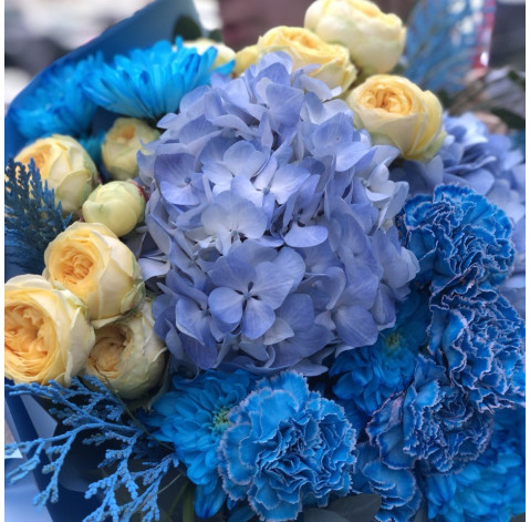 Bouquet Rays among frost 4 Flower delivery