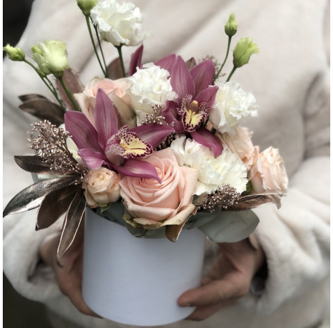 Flower composition Winter kiss 2 Flower delivery