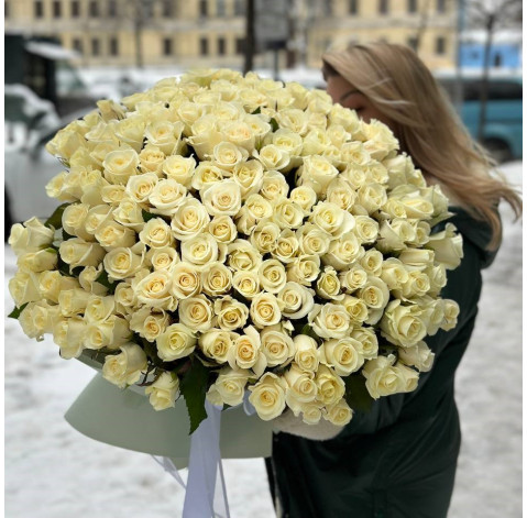 Bouquet 101 roses Beluga 2 Flower delivery