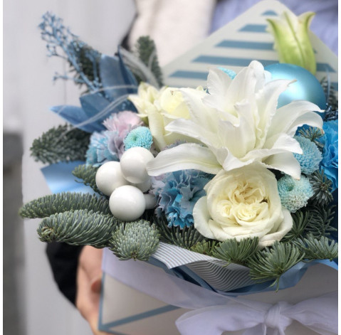 New Year's envelope Blue 3 Flower delivery