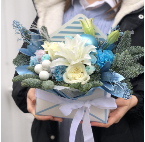 New Year's envelope Blue 2 Flower delivery