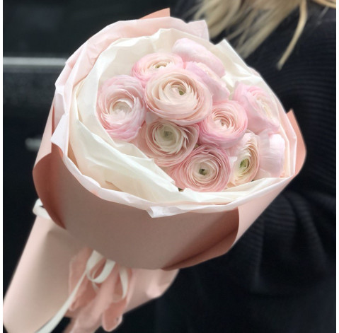 Bouquet of 11 ranunculus 2 Flower delivery