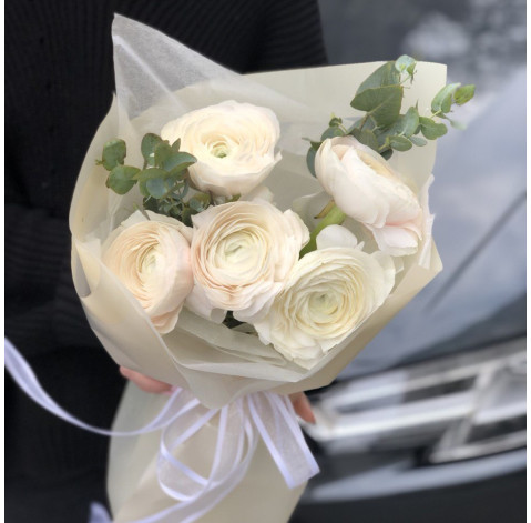 Букет 5 ранункулюсів 2 доставка квітів