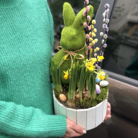 Пасхальная композиция Кролик доставка цветов