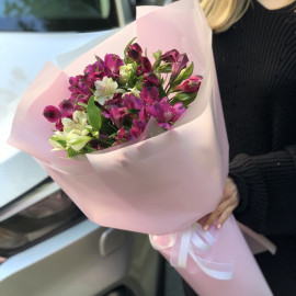 Bouquet of 7 alstroemerias Flower delivery