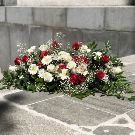 Composition for the funeral ceremony red and white Flower delivery
