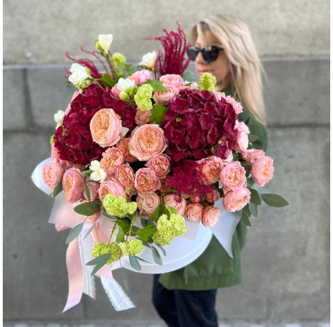 Квіткова композиція Вау 3 доставка квітів