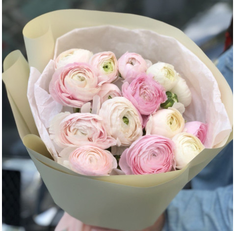 Bouquet of 15 ranunculus 3 Flower delivery