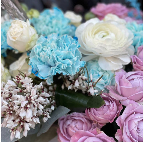 Flower arrangement Delicate hoarfrost 3 Flower delivery