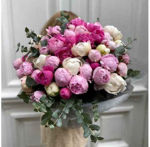 Bouquet of 55 peonies 1 Flower delivery