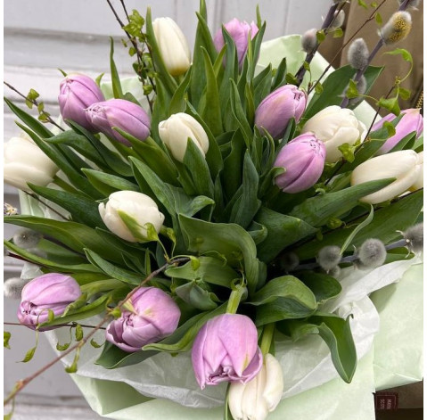 Букет из 17 тюльпанов 4 доставка цветов