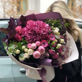 Bouquet Fuchsia Flower delivery